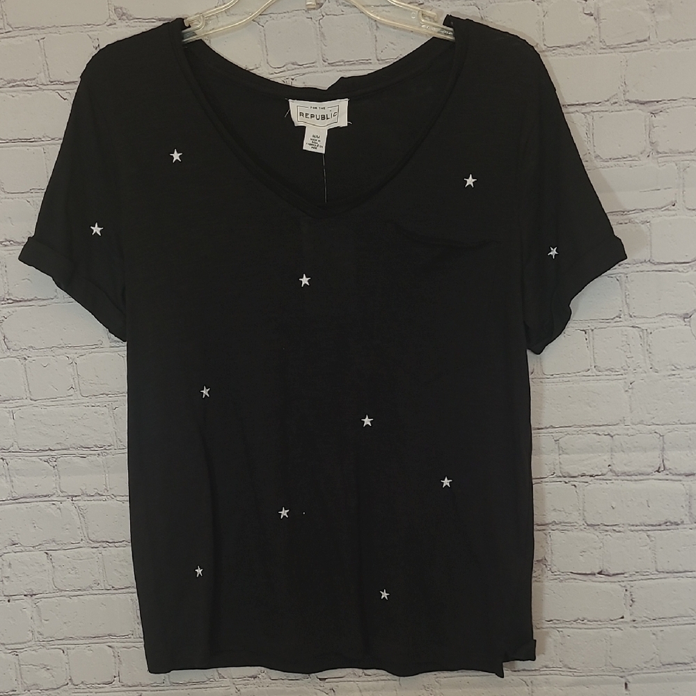 NEW Republic size Medium Black V Neck Cotton Blend Slub Tee Star Embellished